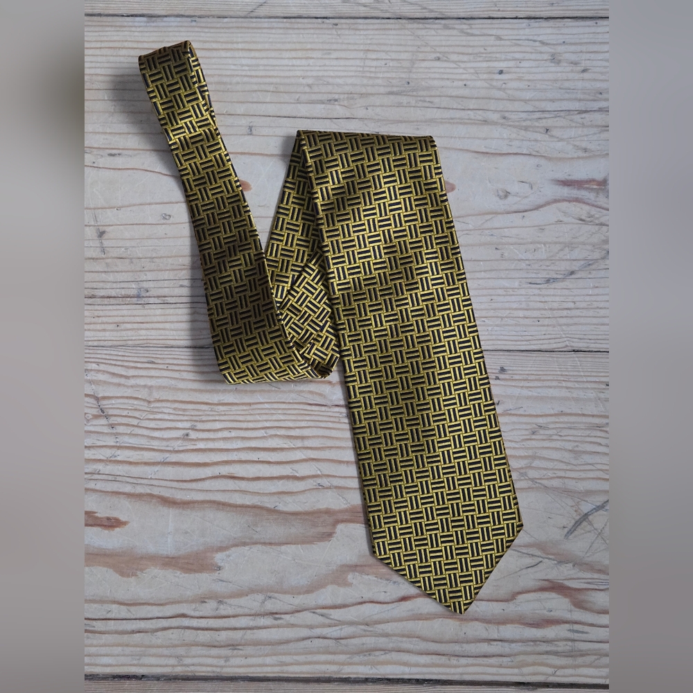 Pierre Cardin Gold & Navy Geometric Italian Silk Tie